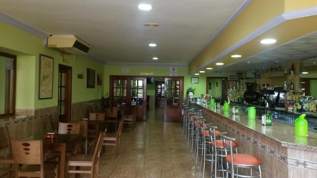 Hostal Restaurante El Paraiso Don Benito Esterno foto