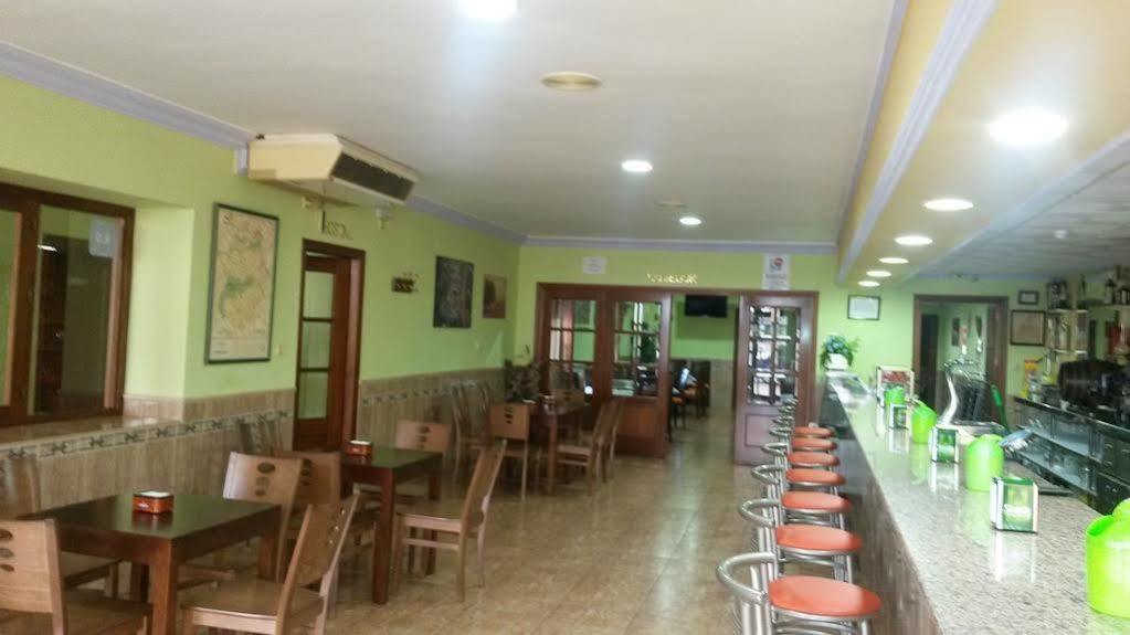 Hostal Restaurante El Paraiso Don Benito Esterno foto